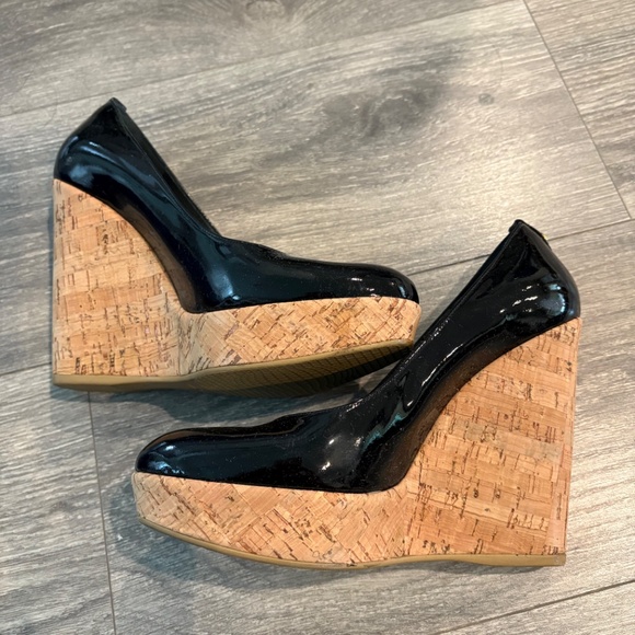 Stuart Weitzman Corkswoon Wedge - Picture 4 of 5